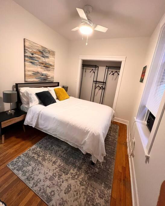 Modern Vintage 2Br Walkable To Dining & Lakefront Apartment Chicago Bagian luar foto