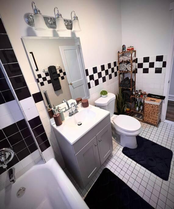 Modern Vintage 2Br Walkable To Dining & Lakefront Apartment Chicago Bagian luar foto